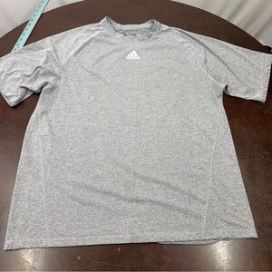 adidas Men’s Heather Gray Performance Short Sleeve Tee